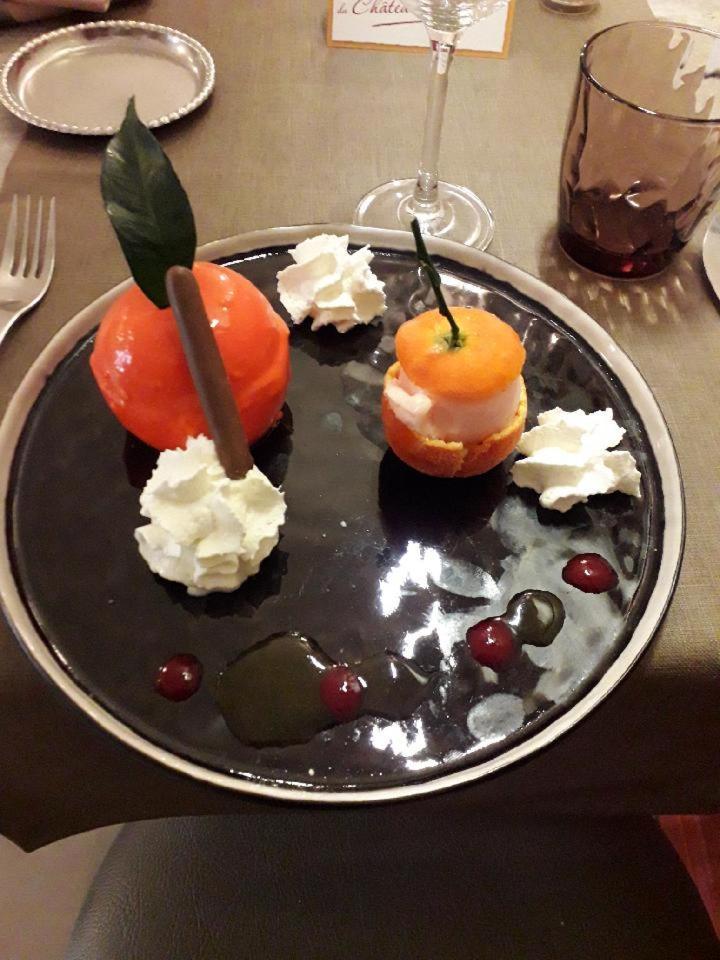 Logis Hotel De France Rochechouart Bagian luar foto
